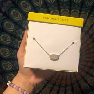 Kendra Scott Elisa Iridescent Necklace